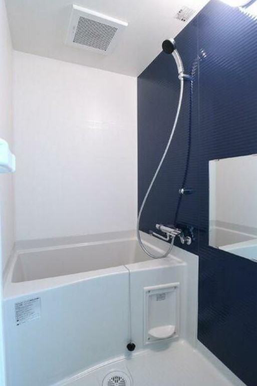 バス・シャワールーム　別部屋参考写真となります