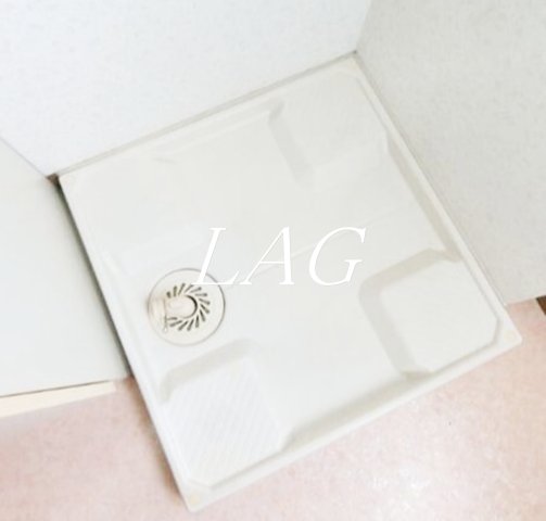 その他設備　室内洗濯機置場になります。