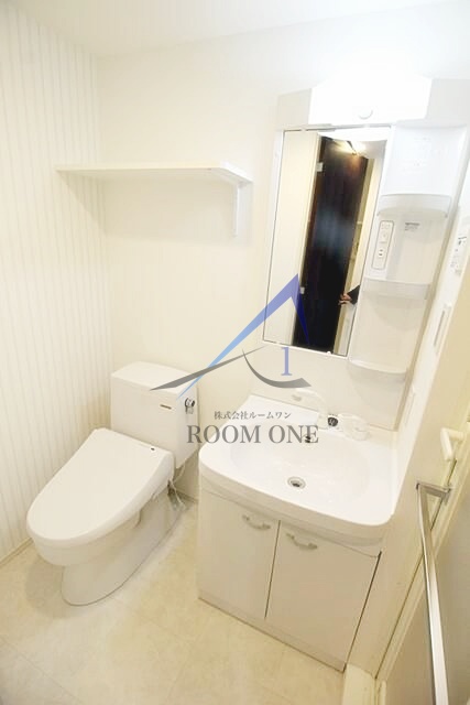 洗面設備　洗面台です。