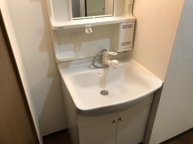 洗面設備　洗髪洗面化粧台