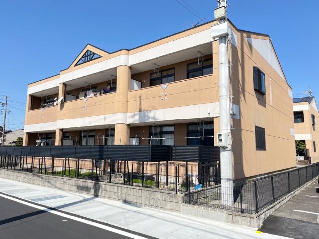 建物外観　外観写真（昼）