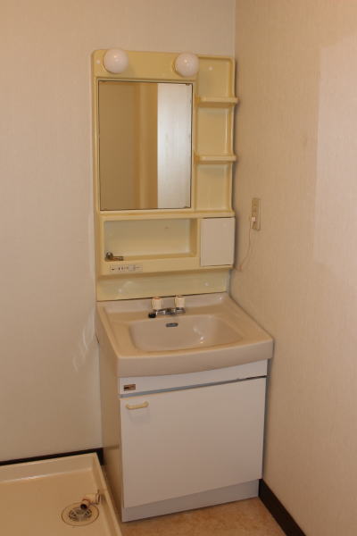 洗面設備　同仕様