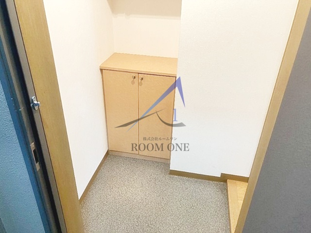 玄関　玄関です。