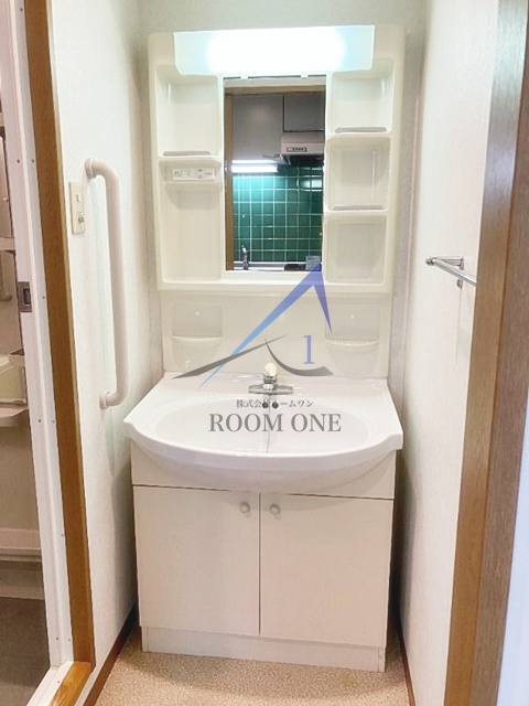 洗面設備　洗面台です。