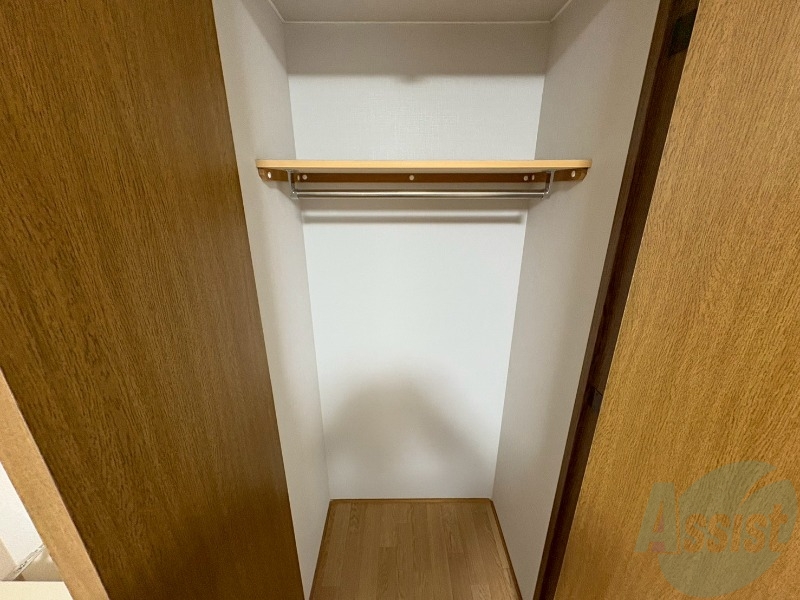 収納　クローゼットがありました。お洋服や荷物はここへ