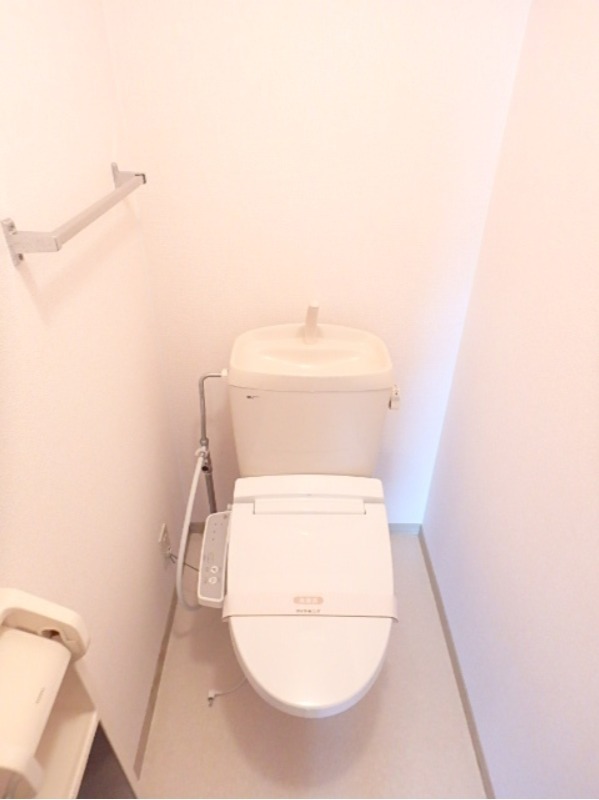 トイレ　図面と現状に相違がある場合には現状を優先