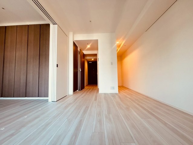 居室・リビング　＊同間取り別部屋反転タイプ参照