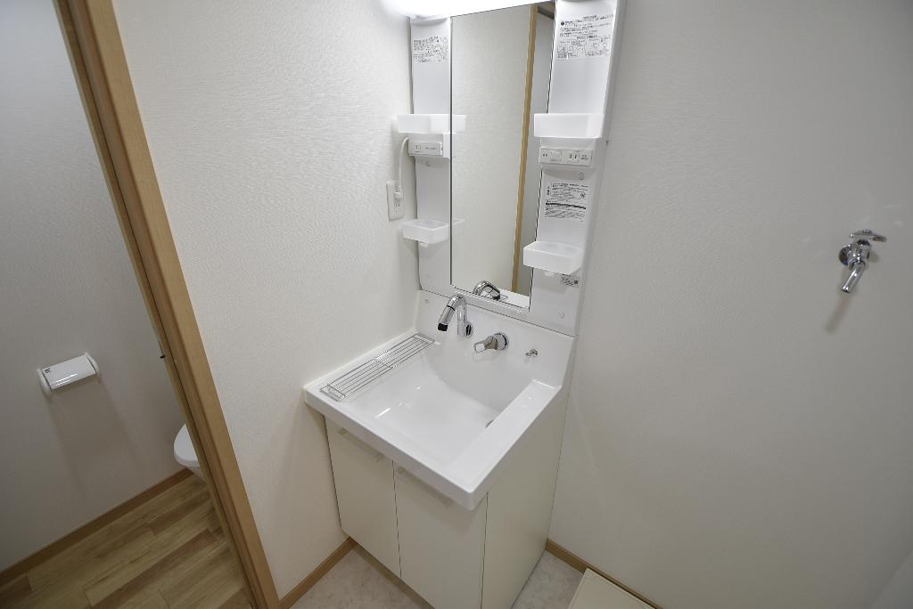 洗面設備　洗髪洗面化粧台