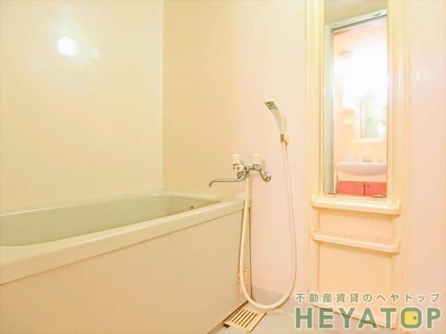 バス・シャワールーム　浴室（同仕様写真）
