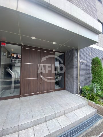 エントランス　クロシェット関目　エントランス