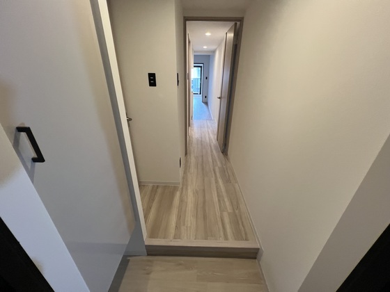 玄関　※別部屋の写真です