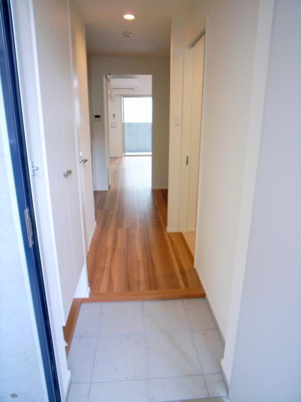 玄関　※別号室参照