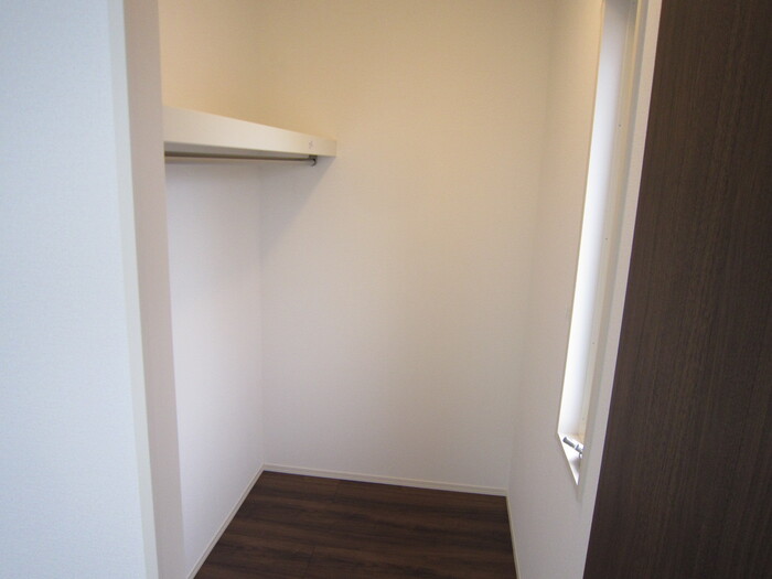 収納　ウォークインクローゼット