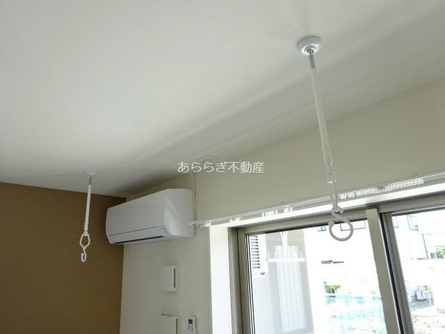 その他設備　室内物干し（イメージ）