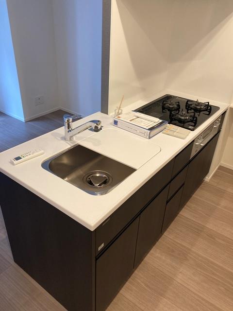 キッチン　※写真は同タイプ住戸です。