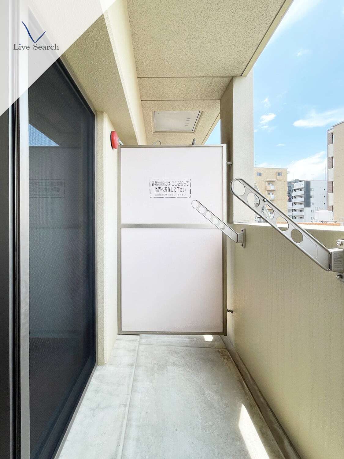 バルコニー　同物件別室写真