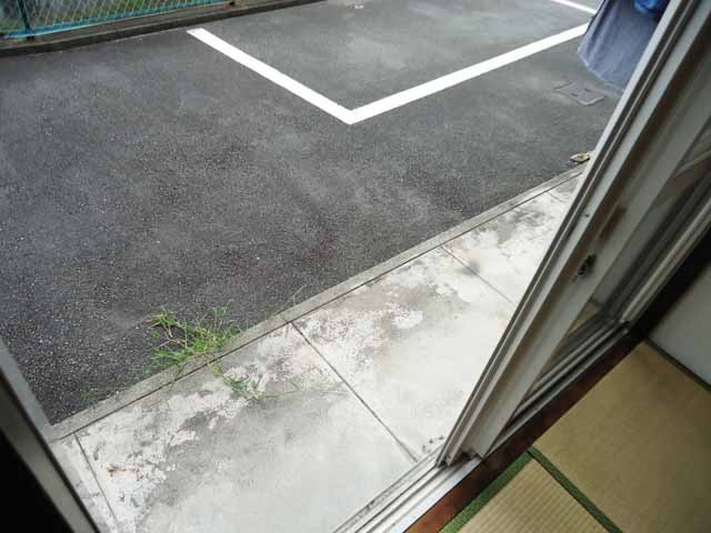 バルコニー　洗濯物が干せます