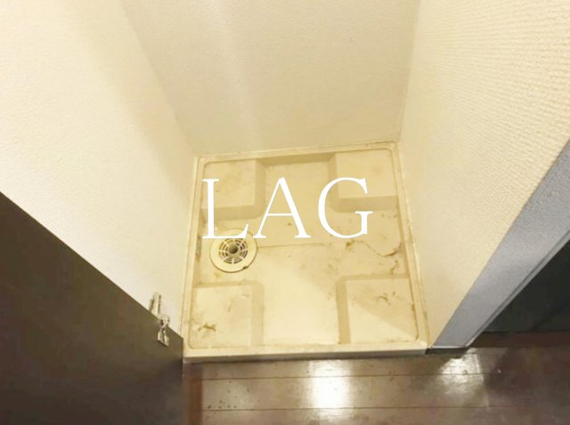 その他設備　室内洗濯機置き場になります。