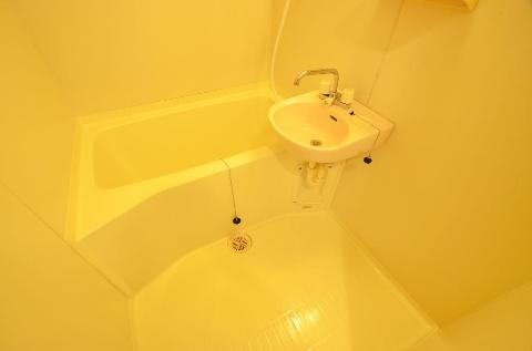 バス・シャワールーム　バス