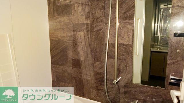 バス・シャワールーム　※写真は同タイプ住戸です。