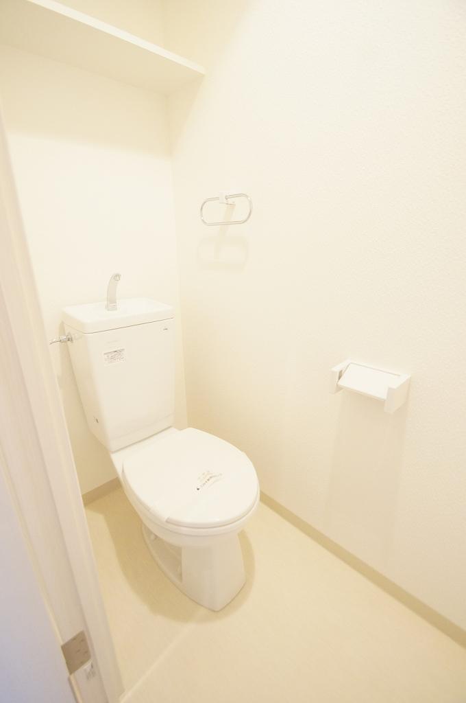 トイレ　「個室タイプのトイレ」