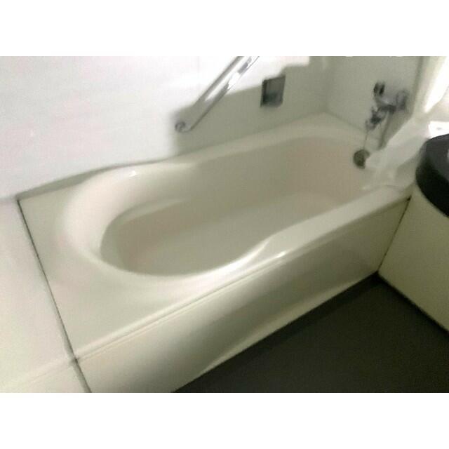 バス・シャワールーム　お風呂です