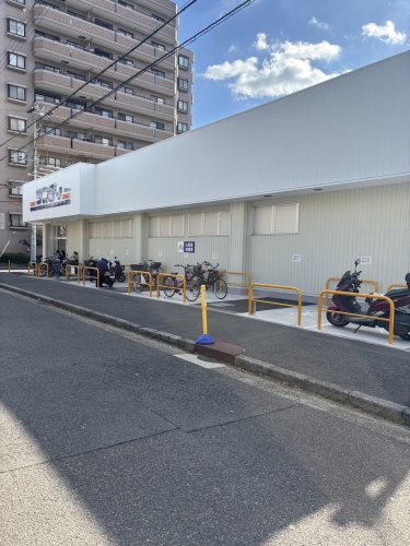 スーパー　サンディ 新開地店（スーパー）まで584m