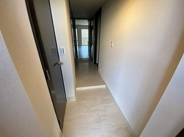 玄関　別部屋参考写真