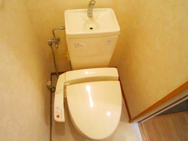 トイレ　★温水洗浄便座★