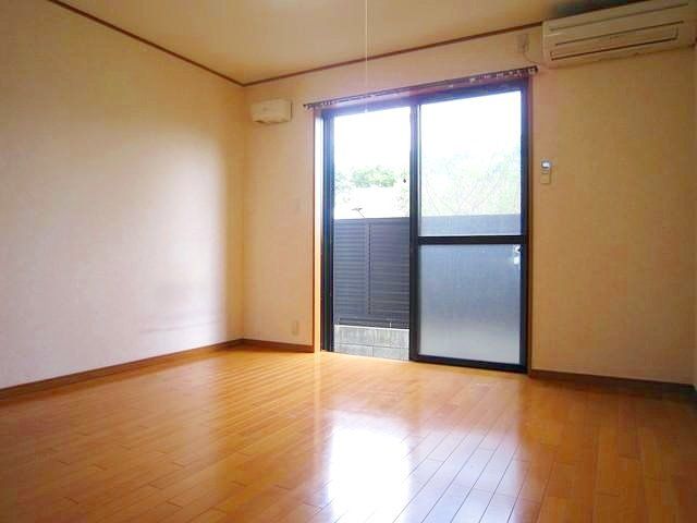 居室・リビング　★日当たり良好★