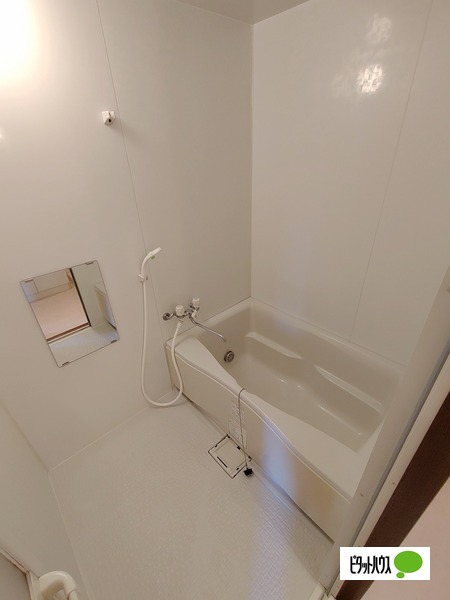 バス・シャワールーム　同物件別部屋