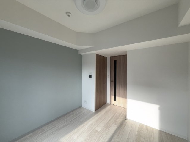 居室・リビング　同物件別部屋写真