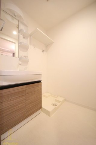 洗面設備　ファーストフィオーレ本町イースト