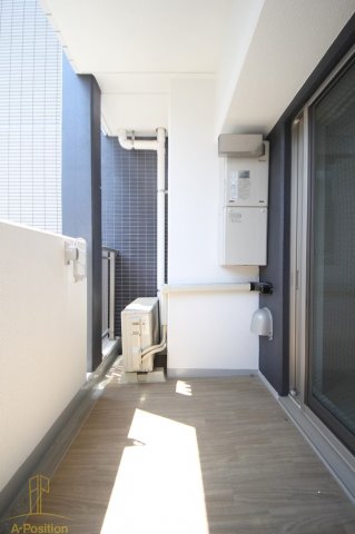 バルコニー　ファーストフィオーレ本町イースト