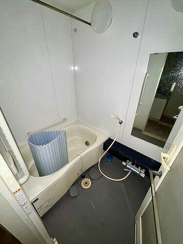 バス・シャワールーム　バス