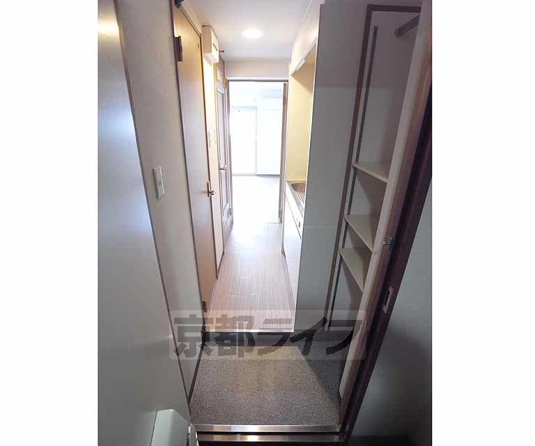 玄関　しっかりとした玄関です。