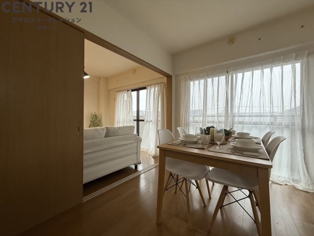 居室・リビング　南向きで明るいお部屋です！