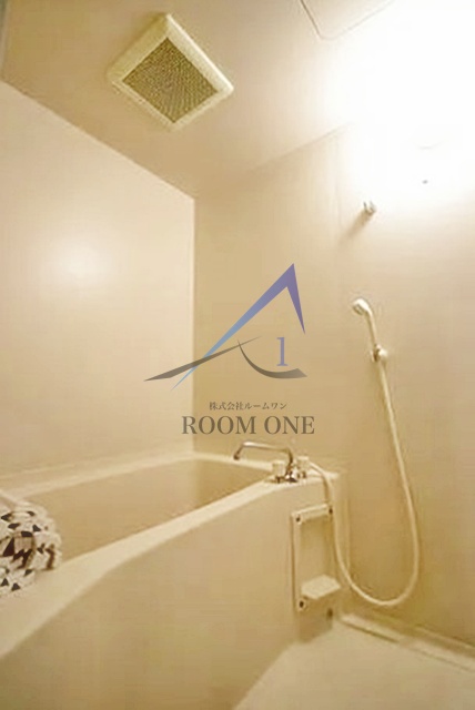バス・シャワールーム　お風呂です。