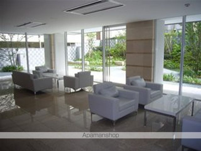 ロビー　ロビー