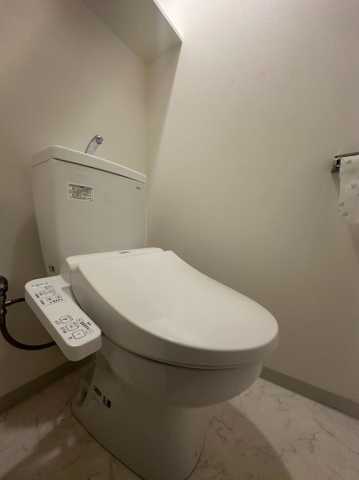 トイレ　別部屋