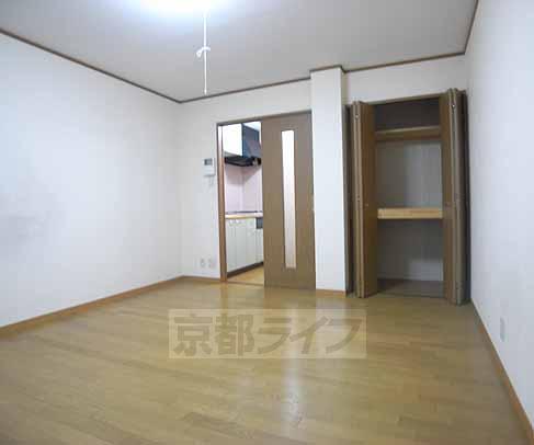 居室・リビング　収納もしっかりあります。