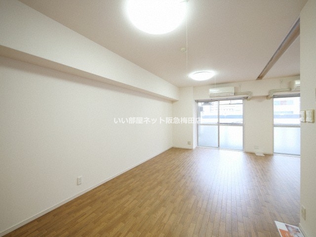 居室・リビング　画像と現状が異なる場合は現状優先となります。