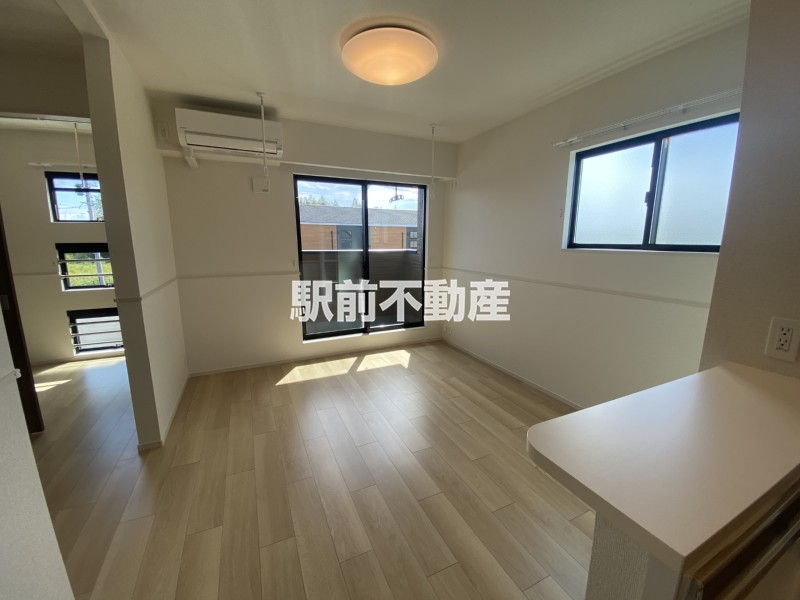 居室・リビング　同タイプ別建物