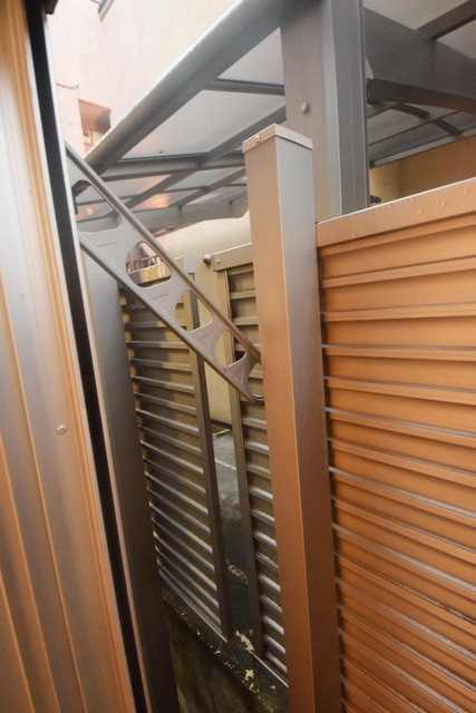 バルコニー　～洗濯もの干さなきゃ～