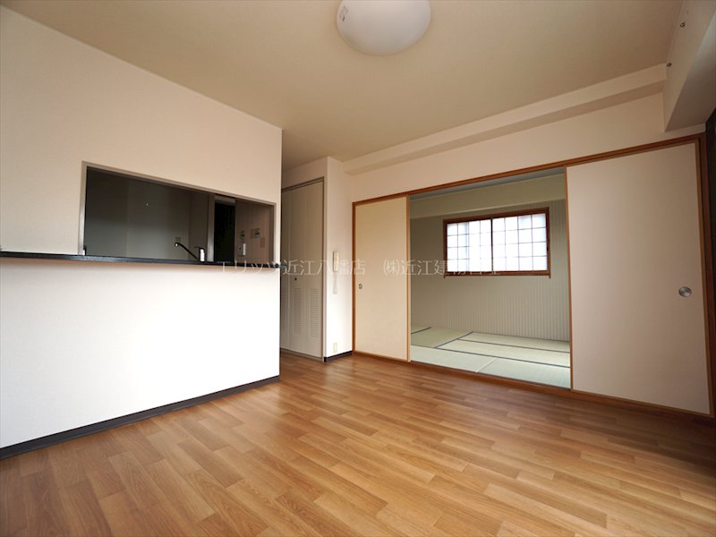 ZERO GATE 21の居間写真