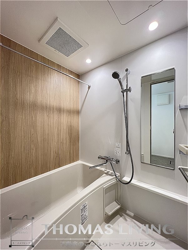 バス・シャワールーム　清潔感溢れる浴室