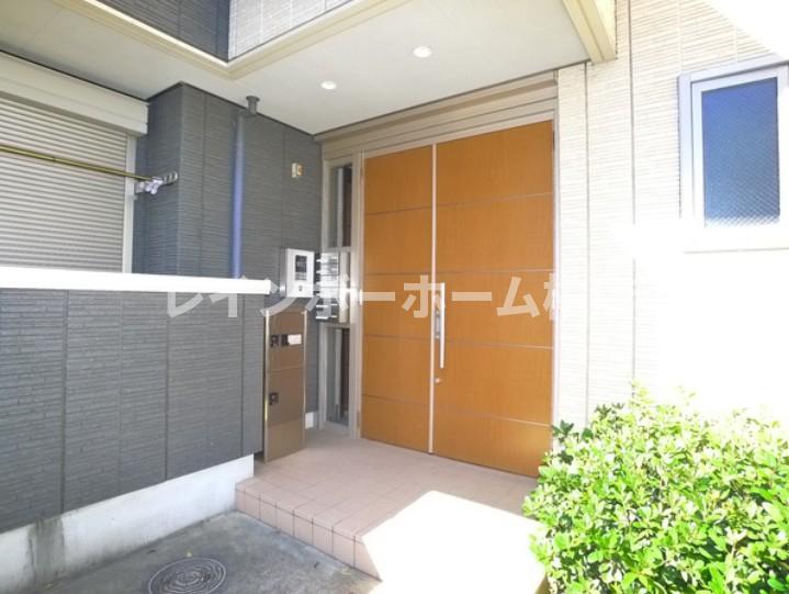 エントランス　毎日通るエントランスはこのようになっています