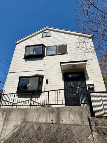 建物外観　県立大学駅まで徒歩9分の快適アクセス