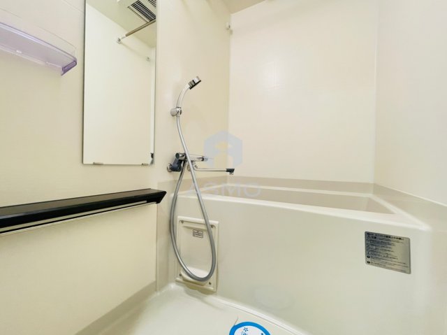 バス・シャワールーム　同マンション別部屋参考写真