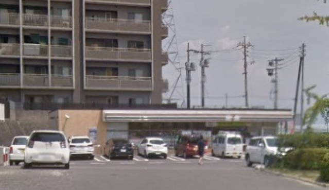 コンビニ　セブンイレブン井口台1丁目店（コンビニ）まで240m